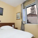 Plr Luxury Rooms *