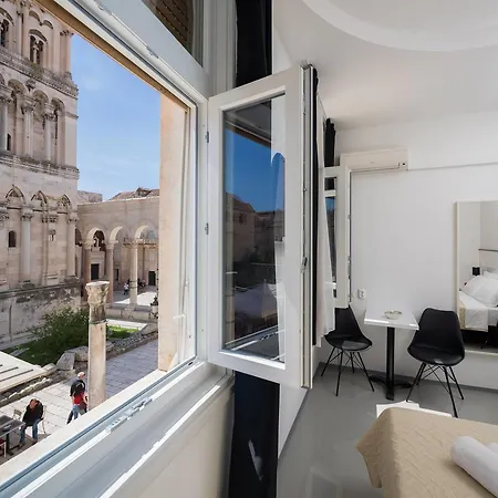 Plr Luxury * 斯普利特