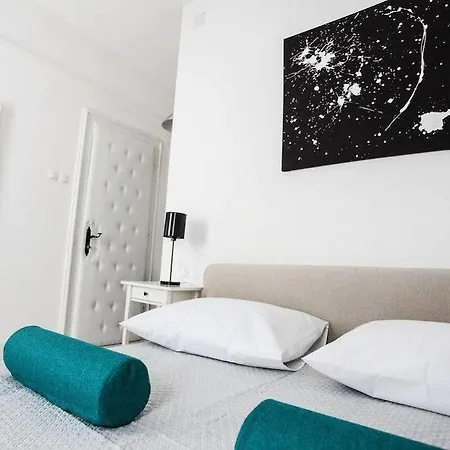 Plr Luxury Rooms *