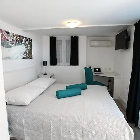 Apartment Plr Luxury Rooms Split